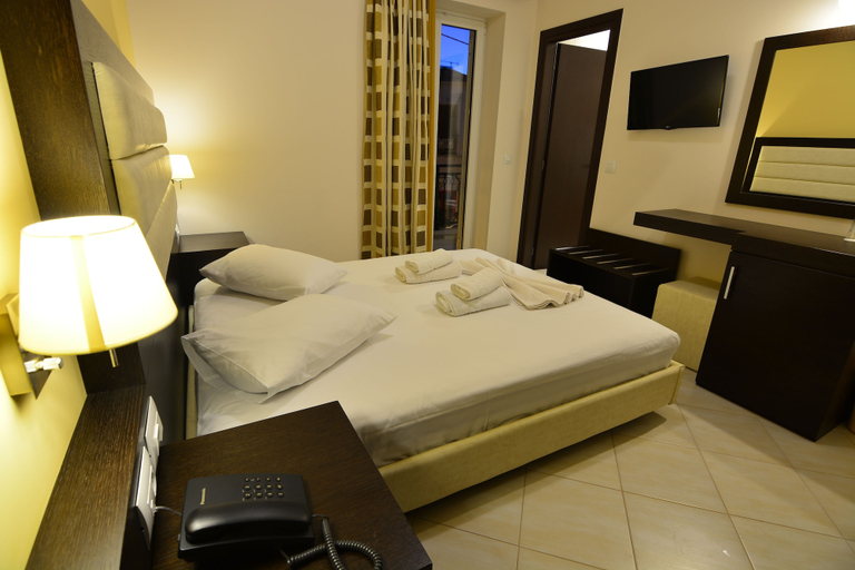 Bedroom 4, Hotel Kyani Akti, Peloponnese
