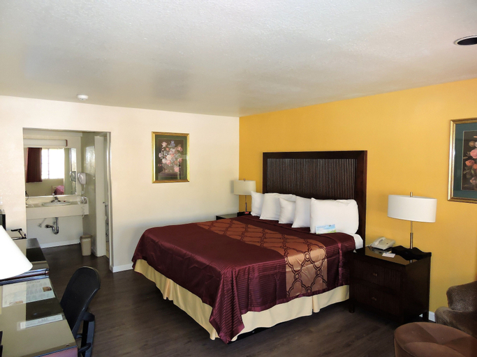 Bedroom 8