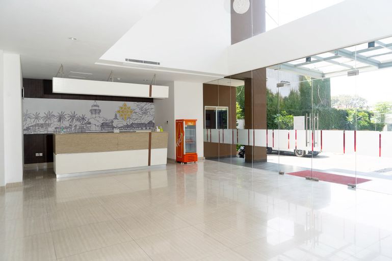 Lynn Hotel Serang, Serang