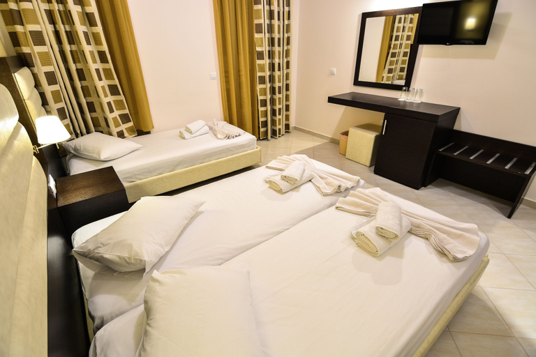 Bedroom 4, Hotel Kyani Akti, Peloponnese