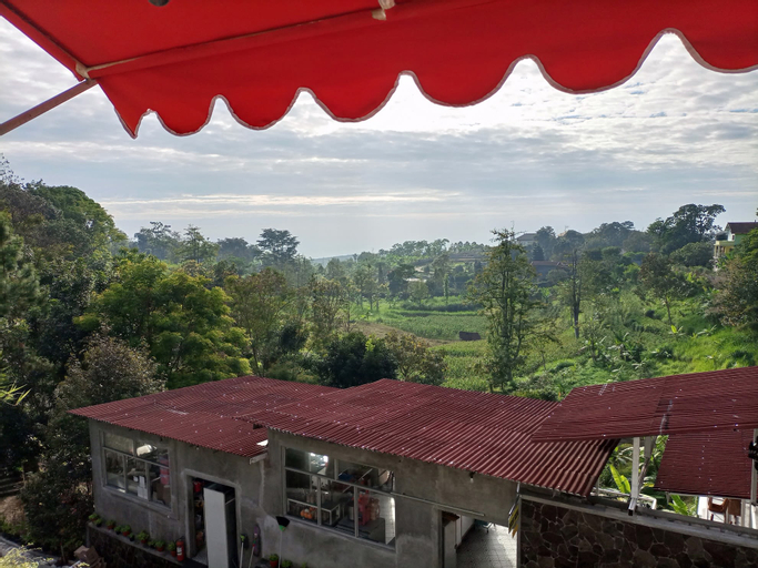 Exterior & Views 2, Pondok Wisata Jaden Trawas Mojokerto, Mojokerto