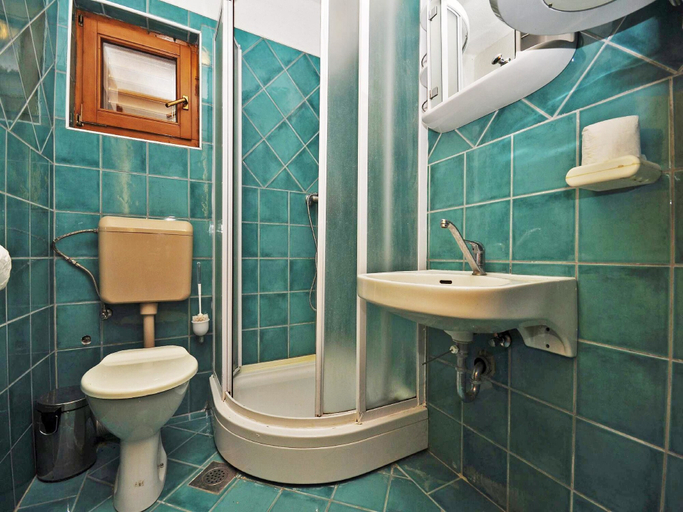 Bathroom 4, Apartments Manda, Fažana