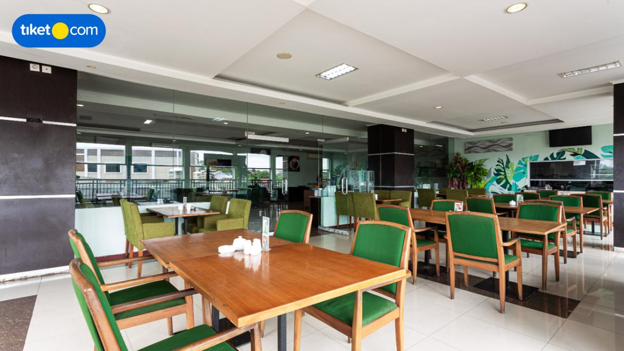 Food & Drinks 4, Her Hotel & Trade Centre Balikpapan, Balikpapan