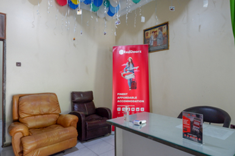 RedDoorz near Ahmad Yani Monument Park Kudus, Kudus