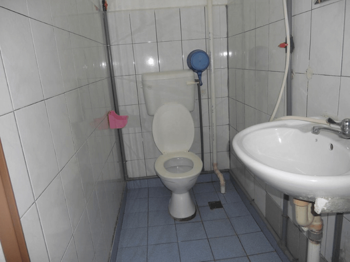Bathroom 4, Hotel Legent, Kota Kinabalu
