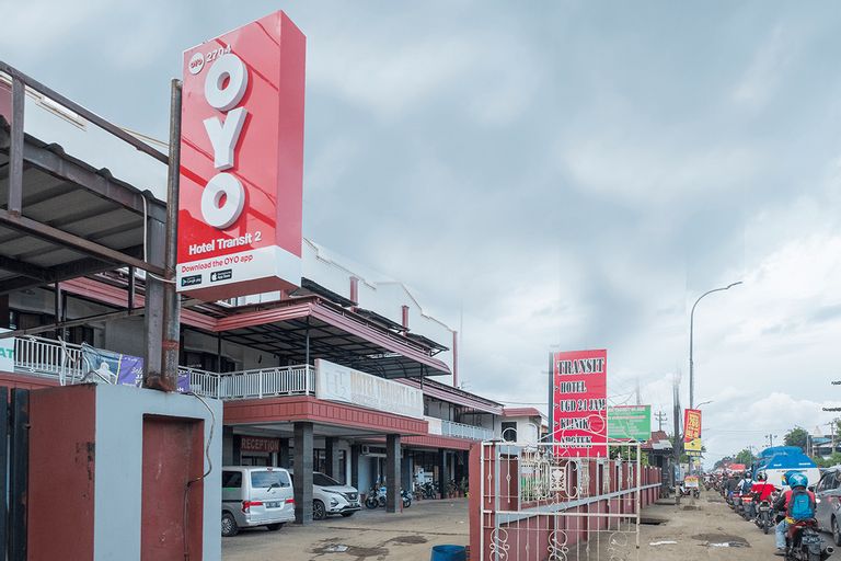 OYO 2704 Hotel Transit 2, Maros