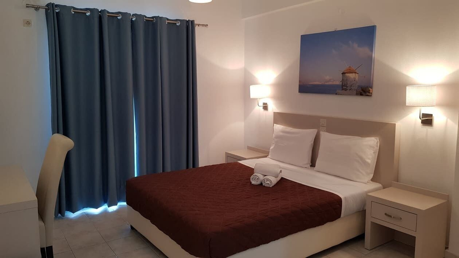 Bedroom 5, Troulos Hill Kirimis Studio, Thessaly