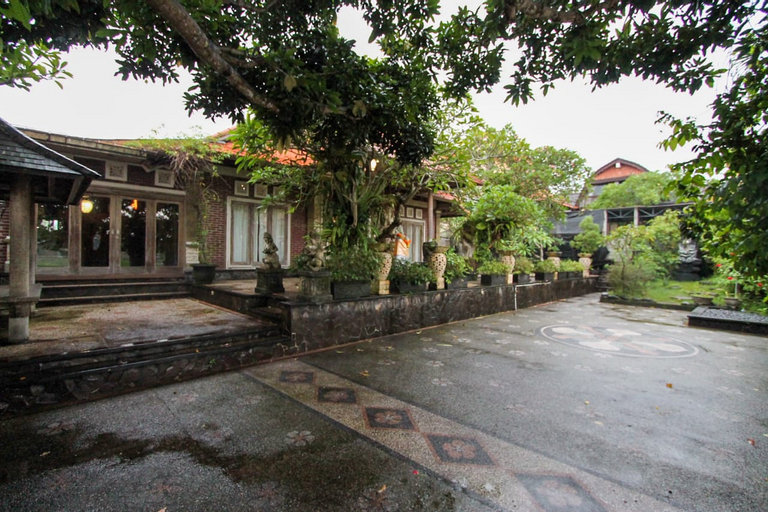 Uma Shanty by Madhava, Karangasem