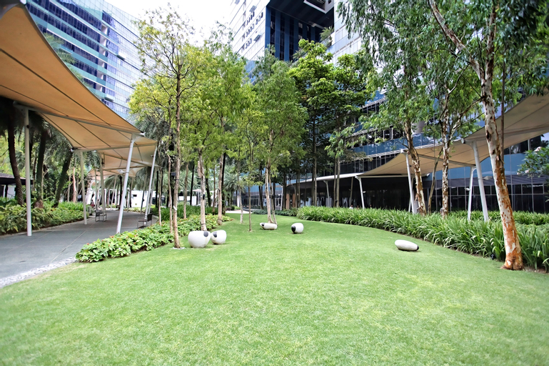 Orchard Scotts Residences, Orchard