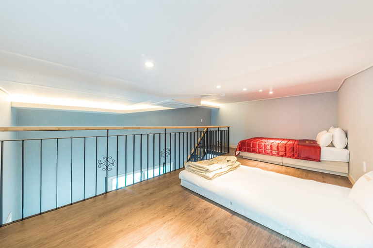 Shine Hotel, Gangbuk