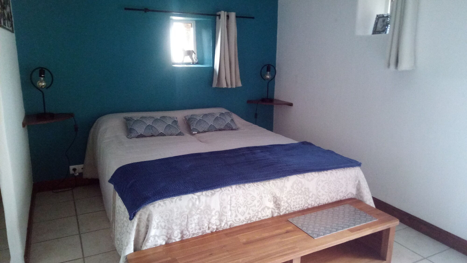 Bedroom 2, Au Petit Bignon, Vendée