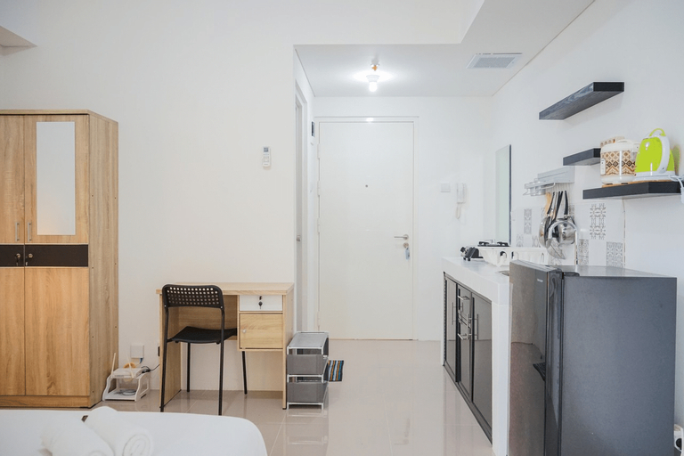 New Furnished Studio with City View @ Silktown Apartment By Travelio, Tangerang