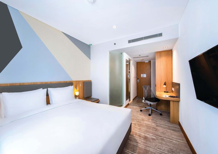 Holiday Inn Express Jakarta Matraman, East Jakarta