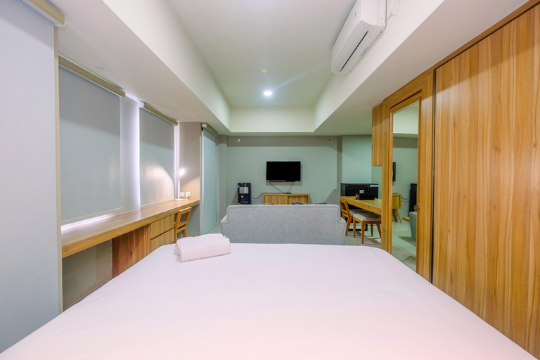 Cozy and Spacious Studio Apartment at Mustika Golf Residence By Travelio, Cikarang