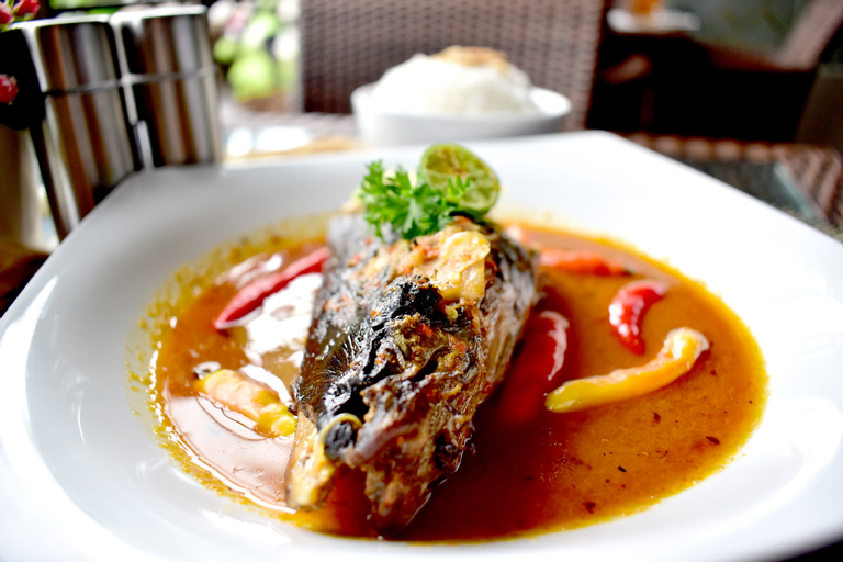 Food & Drinks 13