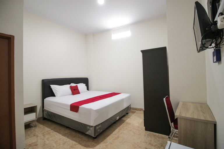 Bedroom 5, RedDoorz Syariah @ Jatinegara, Jakarta Timur