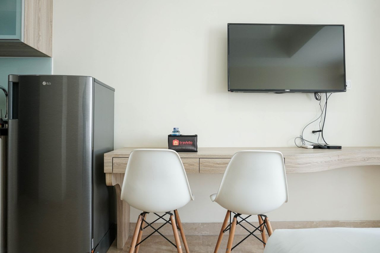 Others 2, Best Location Studio Room @ Menteng Park Apartment By Travelio, Central Jakarta