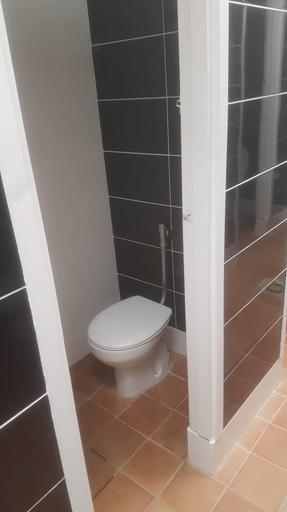 Bathroom 2, Barcelona Costa Brava Beach Camp, Girona