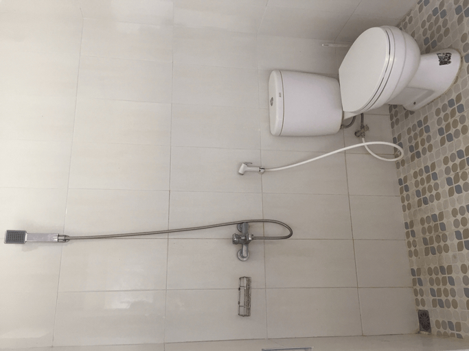 Bathroom, Hotel Anggrek Purwokerto, Banyumas