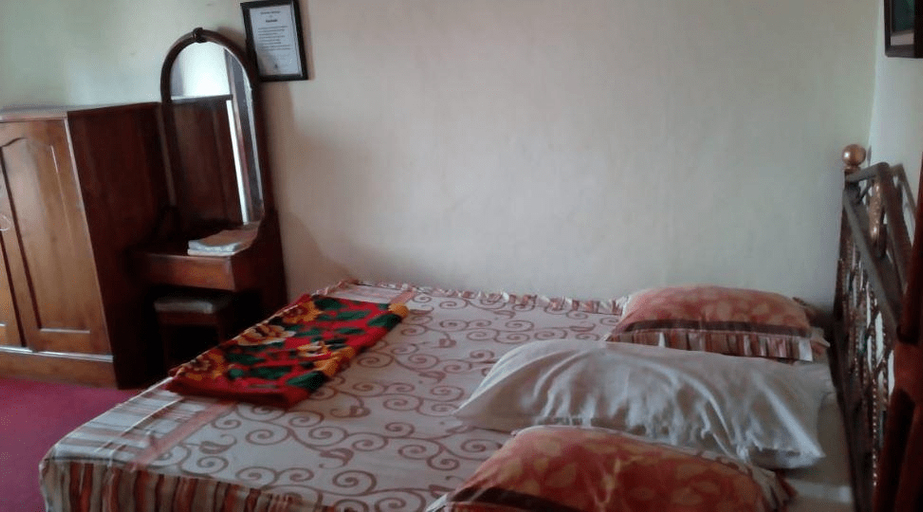 Bedroom 2, Wisma & Kantin Amanda, Mojokerto