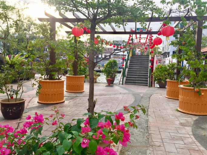 Others 3, CK Hotel, Malacca City