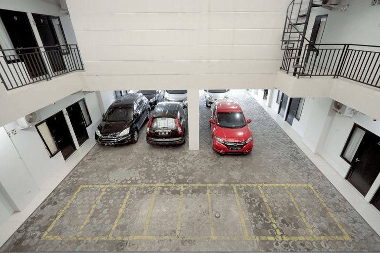 DParagon Bulusan, Semarang