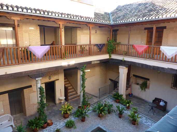 Exterior & Views 2, Abadia hotel Granada Centro, Granada