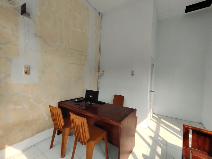 OYO 2940 Papakoel Guest House, Medan