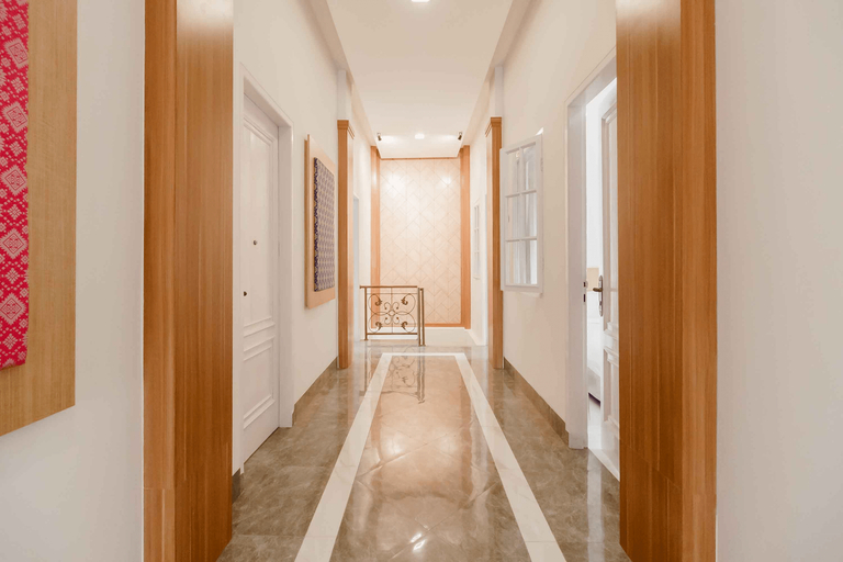 Exterior & Views 2, RedDoorz Plus Syariah @ Jalan Dr Sutomo Padang, Padang