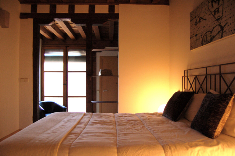 Bedroom 4, Casa de los Mozarabes El Greco Collection, Toledo