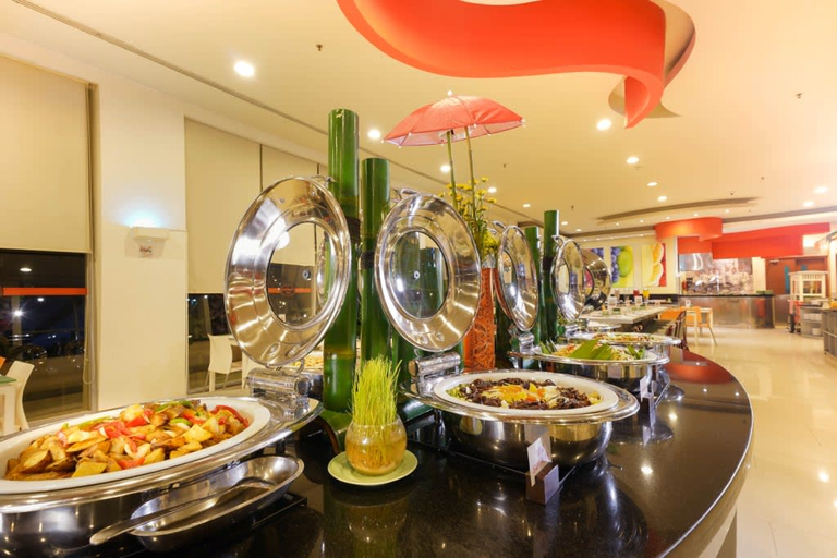 HARRIS Hotel Sentul City - Food & Drinks