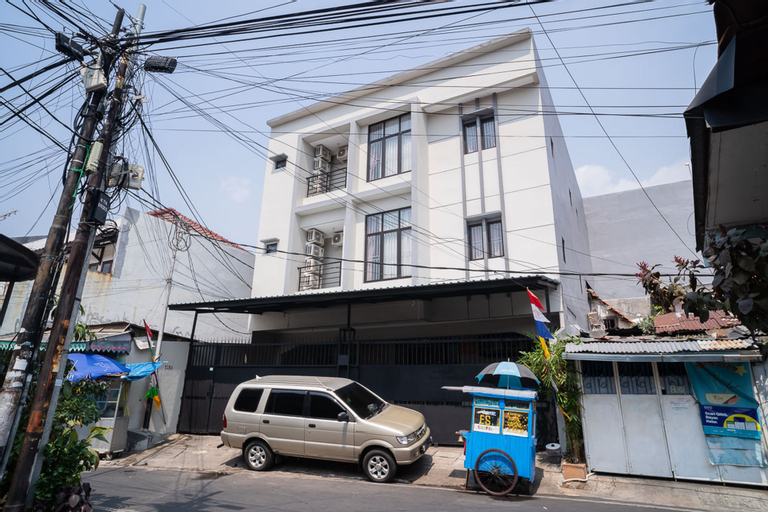 Koolkost near Pasar Baru (Minimum Stay 6 Nights), Central Jakarta