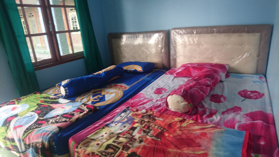 Bedroom 2, Penginapan Rindu Alam Soala Gogo, Dairi