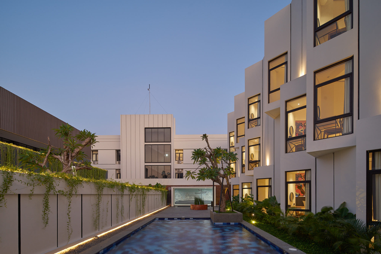 JW Naungan Coliving, Solo