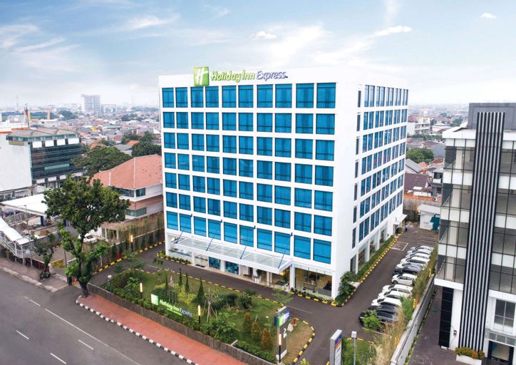 Holiday Inn Express Jakarta Matraman, Jakarta Timur Booking Murah di