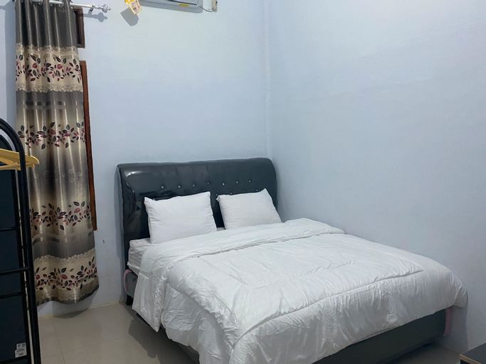 Khalisa Home Syariah Pontianak, Pontianak