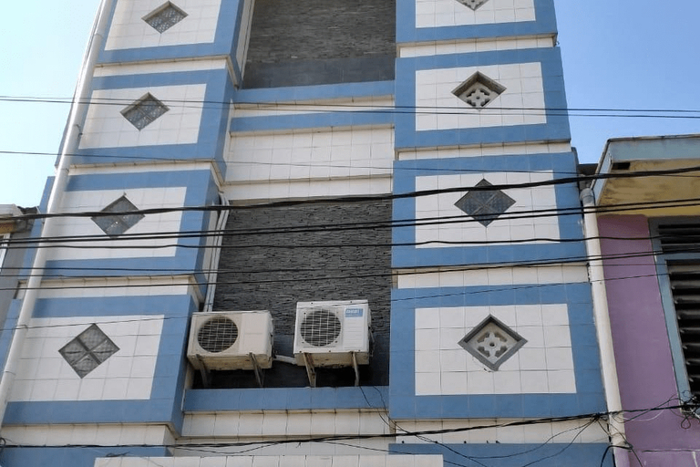 Exterior & Views 2, KoolKost Syariah near Tunjungan Plaza 2, Surabaya