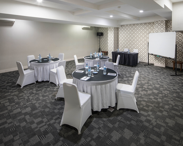 Others 3, Hotel Alia Cikini Jakarta, Central Jakarta