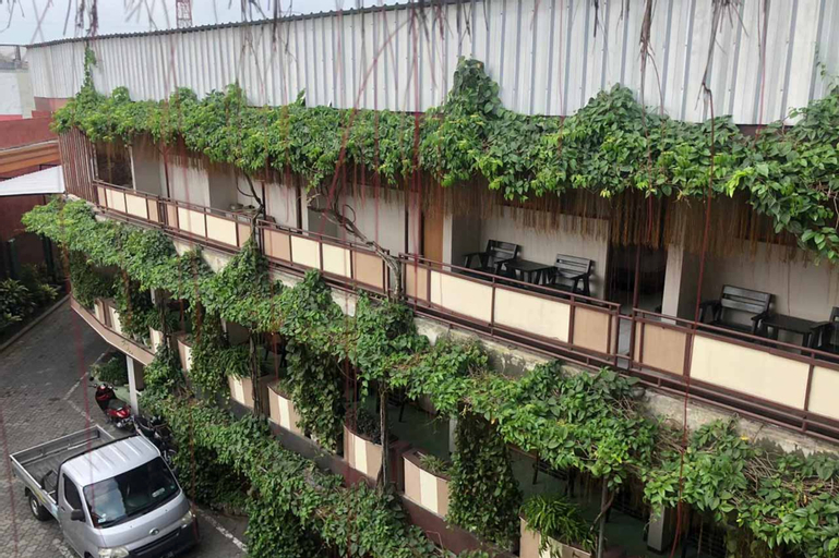 Exterior & Views 3, Hotel Lestari Near Lippo Plaza Mall Jember Mitra RedDoorz, Jember