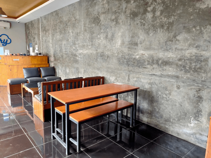 Others 2, Budi House & Food Station, Bandung