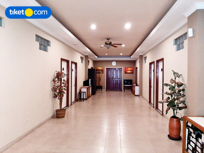 Public Area 3, U Village Hotel Bandung, Bandung