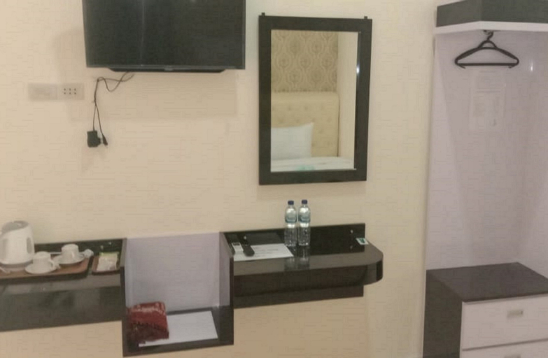 Permata Warna Hotel Aek Kanopan, Asahan