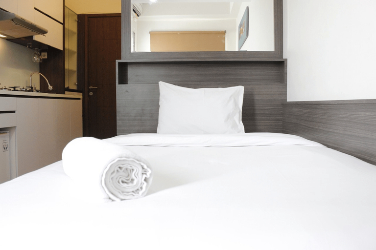 Convenient Studio Apartment at Easton Park Residence Jatinangor By Travelio, Sumedang
