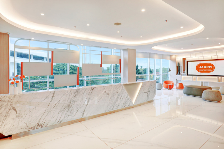 HARRIS Hotel & Conventions Bundaran Satelit Surabaya, Surabaya