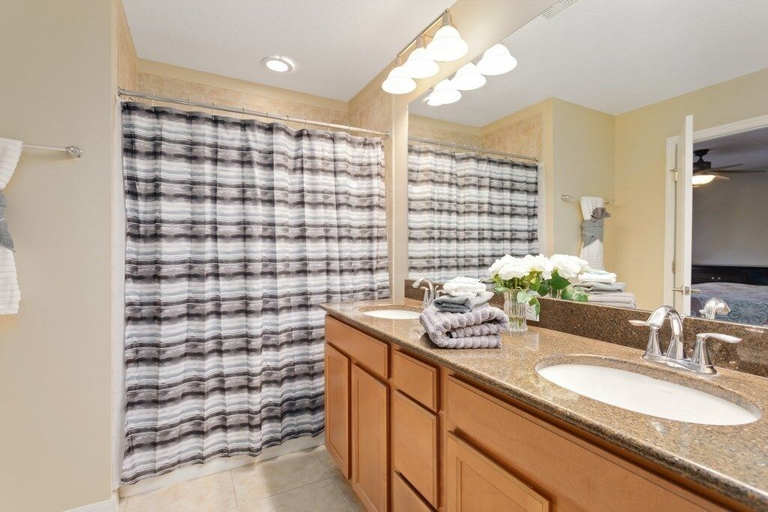 Bathroom 4, 4BR Townhome Paradise Palms by SHV-8978, Osceola