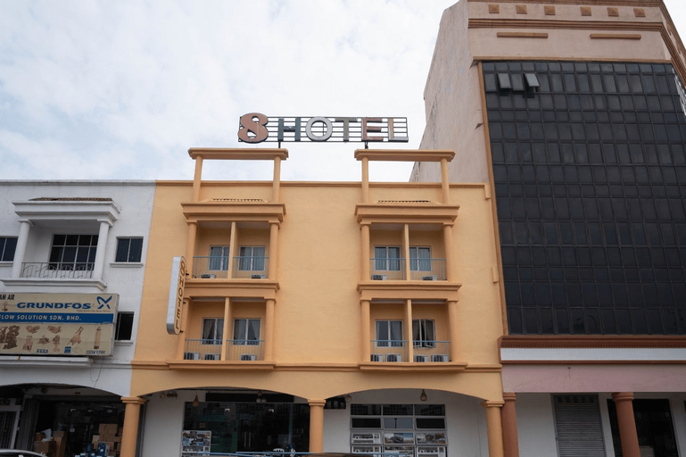 OYO 44103 8 Hotel, Seremban