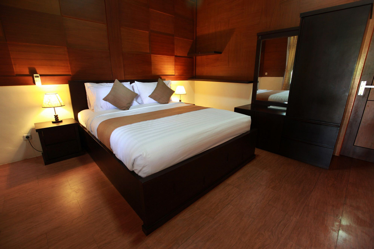 Green Tropical Village Hotel and Resort, Belitung