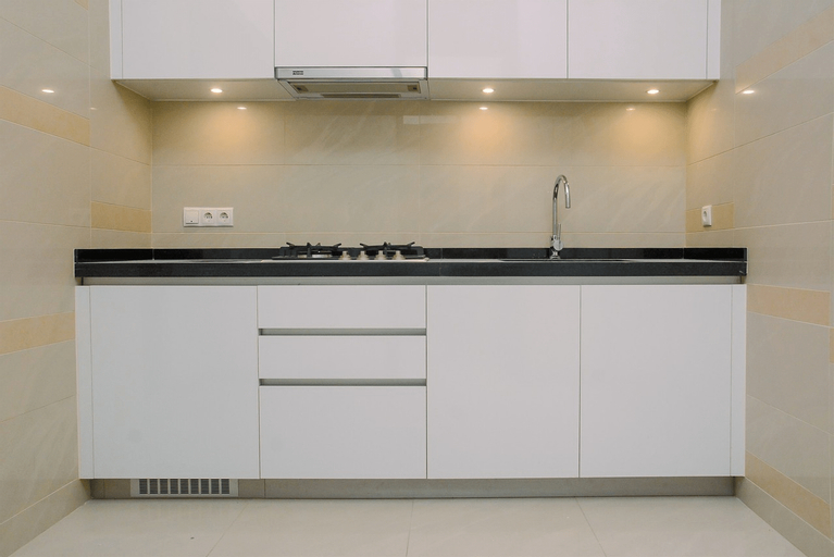 Luxurious 3BR Anandamaya Apartment By Travelio, Central Jakarta
