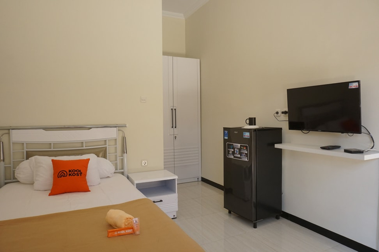 KoolKost Female Syariah near STIM YKPN Yogyakarta (Minimum Stay 6 Nights), Sleman