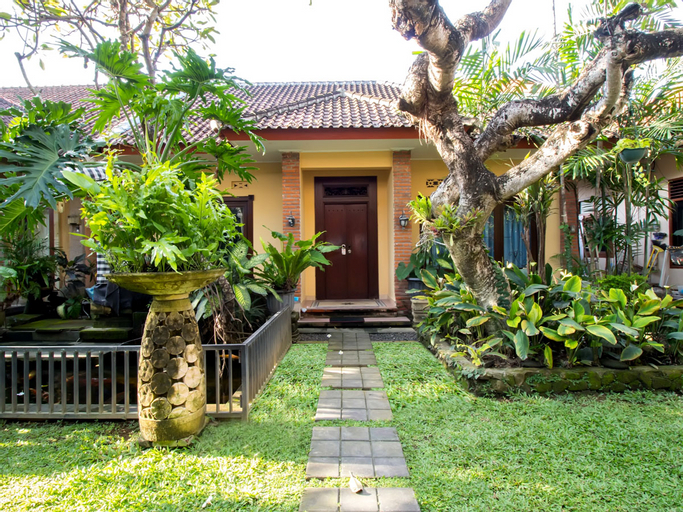 OYO 2404 Arca Guest House, Denpasar